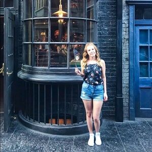 Meet your Posher, Morgan